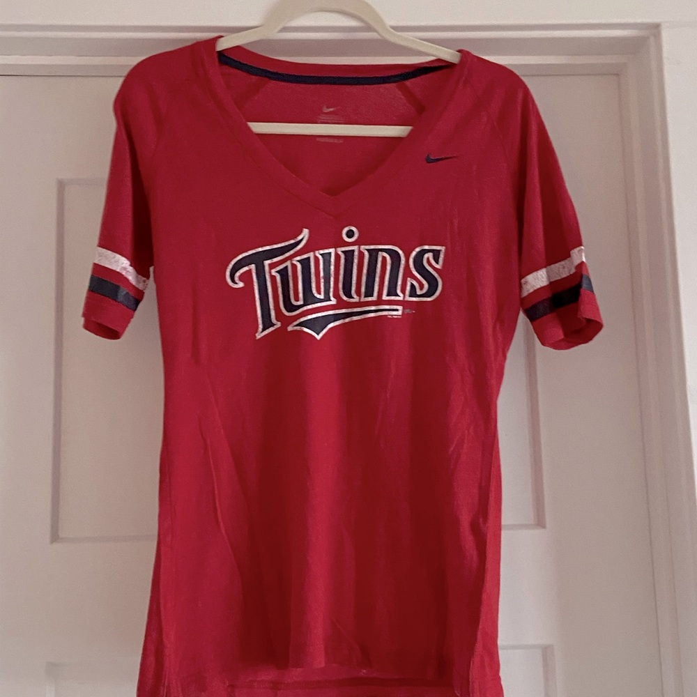 MN Twins t-shirt